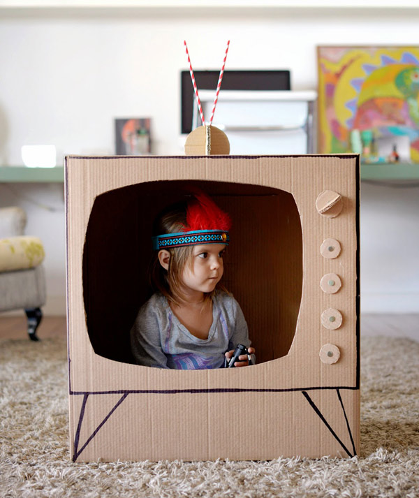 Televisión de cartón
